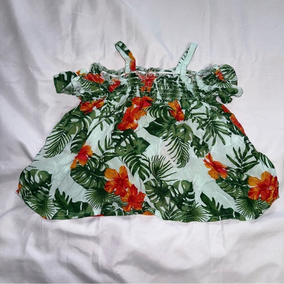 Girls Tops - Picture 7 of 7